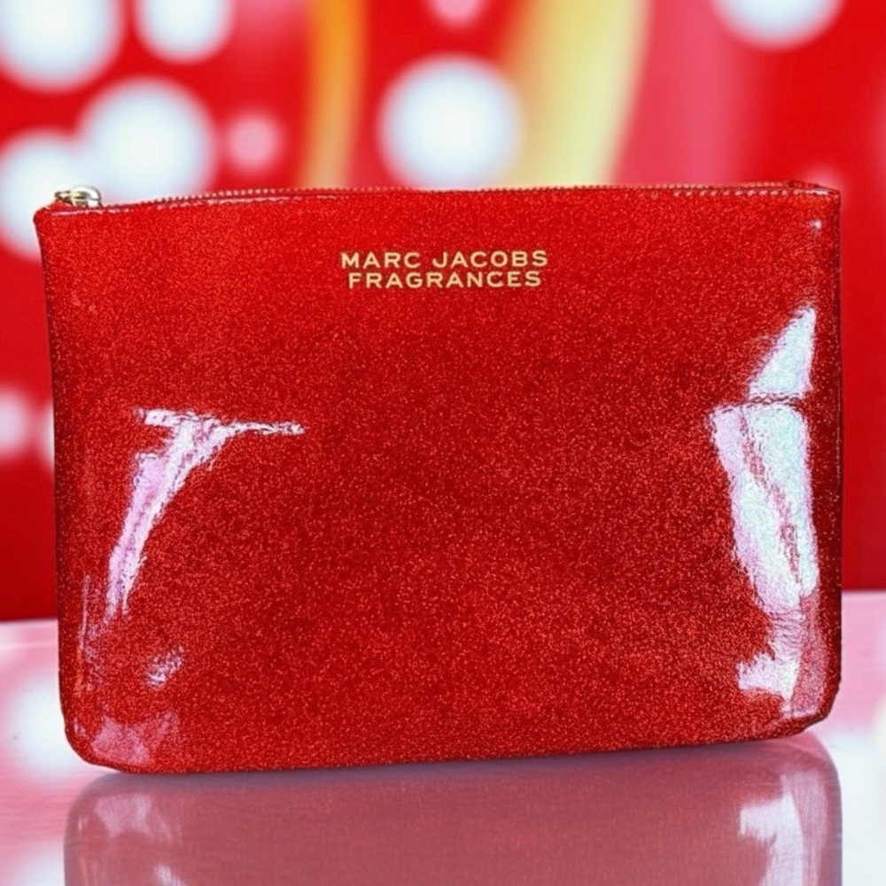 MARC JACOBS Fragrances Pouch, EUC - Picture 9 of 11